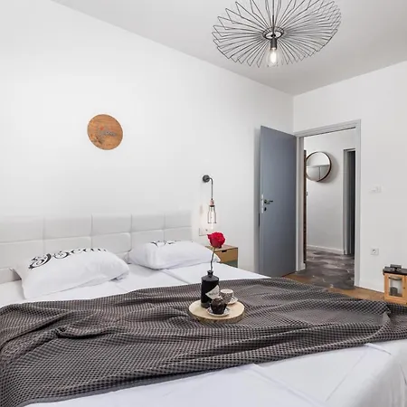 Mak Apartman Abbázia